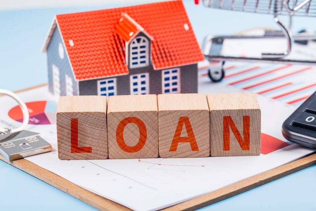 Loan to buy a house, pressure to buy a house